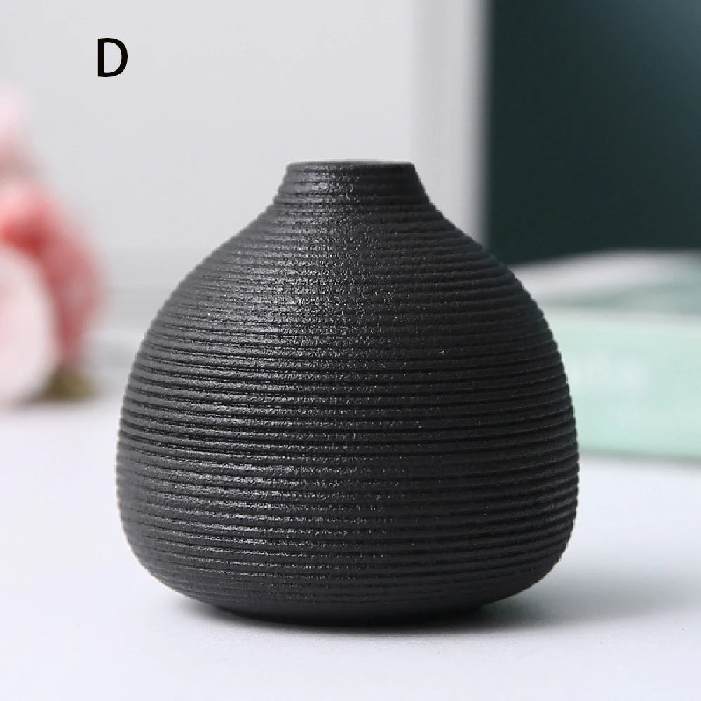 Small ceramic vases, simple home decor, living room decoration, dry flower planters, handicrafts, hydroponic vases