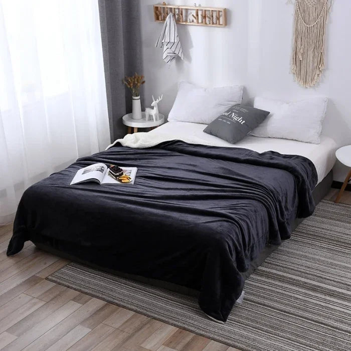 Lamb wool flannel blanket Nordic light luxury style quilt blanket Double layer thickened blanket