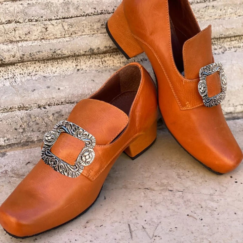 2026 New Men's Shoes Victoria Retro Women High Heels Medieval Renaissance Role Playing Party Shoes Chunky Heel Men Leather Shoes