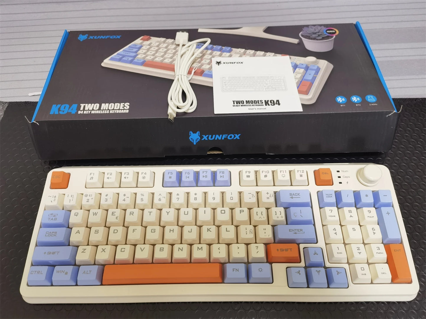 Wireless Keyboard 80 Key 80% Layout Spanish Russian Arabic Korean Keyboard Mouse Set Bluetooth 2.4G 2000mAh Type C K92 Backlight