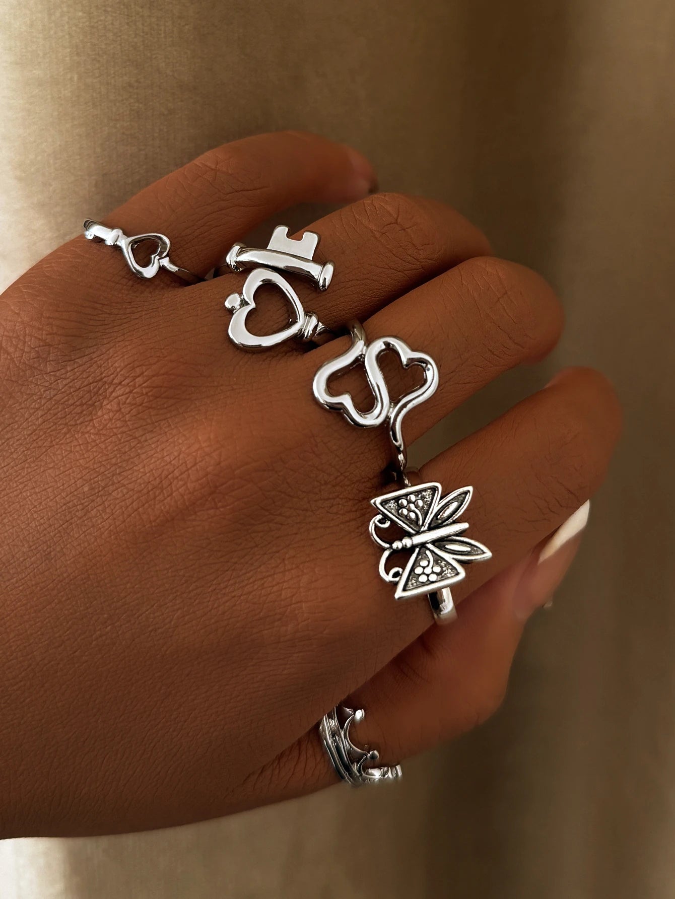 Heart Butterfly Ring Set Crown Heart-Shaped Designs Stackable Vintage Jewelry for Women, Boho Punk Fashion Accessory