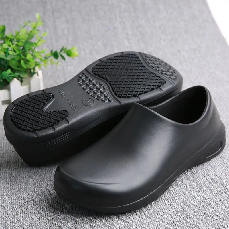 Non-Slip Chef Shoes for Both Men and Women - Lightweight and Comfortable Slip-On Wooden-Soled Shoes, Eva Upper + Waterproof/Non-Slip Rubber Sole - All-Weather Standing Work Shoes, Suitable for Kitchens, Hospitals, Restaurants