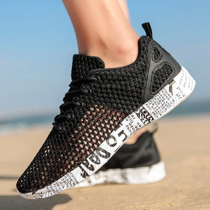 Men's Comfortable Lightweight Sports Shoes Breathable Hiking Beach Quick-drying Non-slip Casual Outdoor Wading Sports Shoes