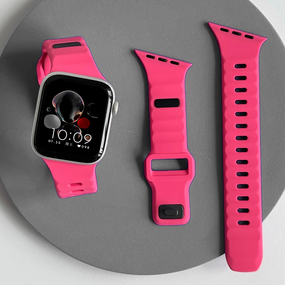 Silicone Sport Band for Apple Watch Ultra 3/2 49mm 42 44 38 40 41mm Two Tone Adjustable Strap for Iwatch S11 10 9 8 7 6 SE3 Belt