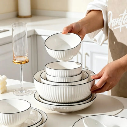 12-piece set Yamada Japanese Style Ceramic Dinnerware Set White & Black Underglaze Traditional Design Porcelain Bowls And Plates