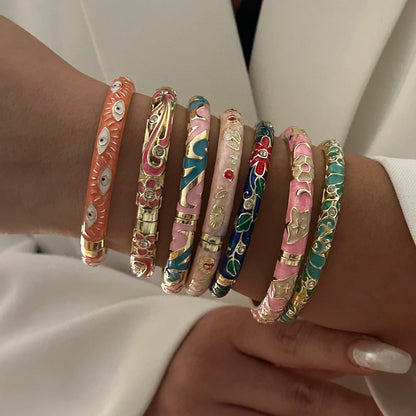 Elegant Enamel Dropped Glaze Flower Texture Bracelet For Women Retro Gold Plated Evil Eye Floral Zircon Bangle Party Jewelry