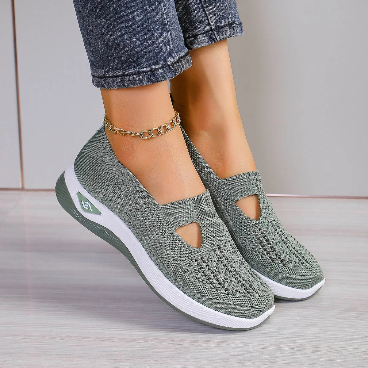 Fashion New Women's Sports Shoes, Fashionable, Breathable, Lightweight, Non-slip, Wear-resistant, Casual Sports Shoes, Flat Shoe