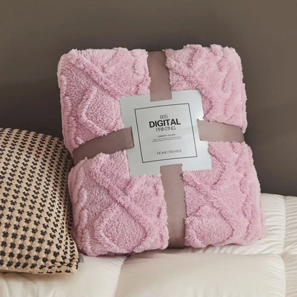 Fluffy Coral Velvet Throw Blanket – Soft Plush & Warm, Thickened Flannel, Comfortable for  Air-Conditioned Room, Luxury Decor