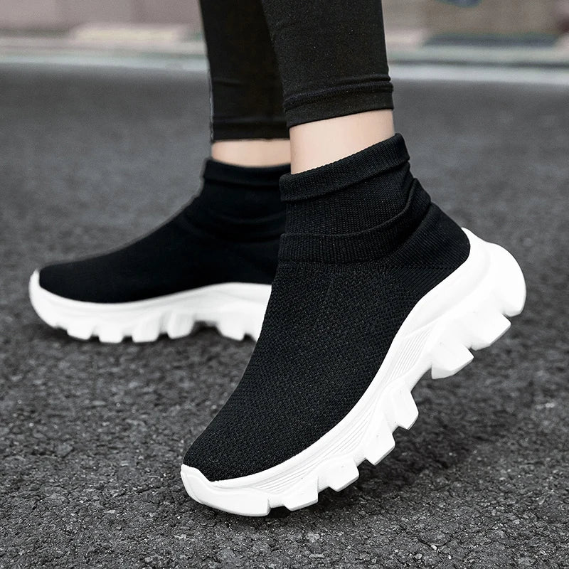 Women Shoes Men Brand Comfortable Sock Boots Non-slip Couple Ankle Boots Thick Soled Tenis Luxury Shoes Unisex Casual Sneakers