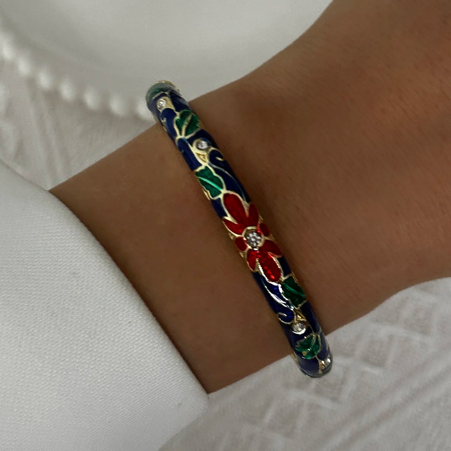 Elegant Enamel Dropped Glaze Flower Texture Bracelet For Women Retro Gold Plated Evil Eye Floral Zircon Bangle Party Jewelry