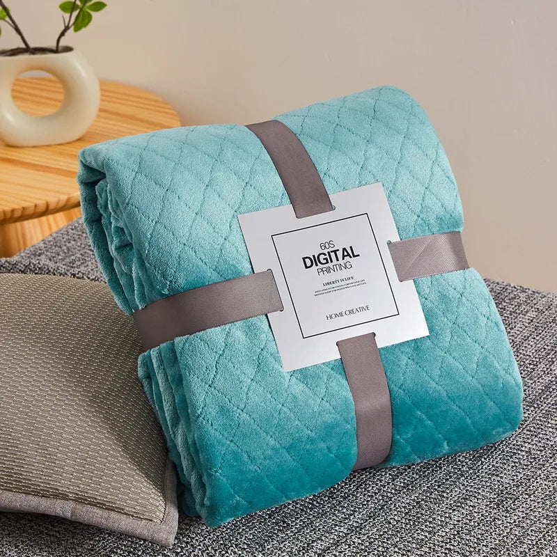 Fluffy Coral Velvet Blanket Flannel Plush Comfortable Thickened and Warm Soft Sofa Throw Blanket for Air-Conditioned Room Luxury