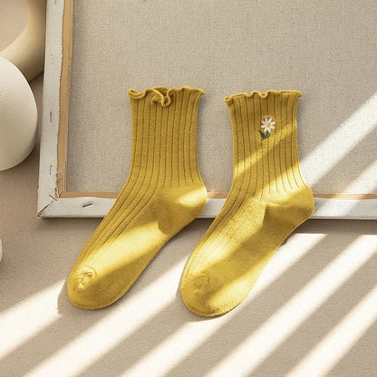 Ruffle Socks Women White Black Frilly Lolita Style Japanese Maiden Cute Kawaii Cotton Harajuku Princess Crew Socks Calcetines