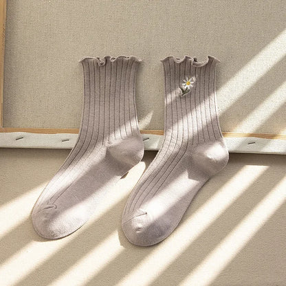 Ruffle Socks Women White Black Frilly Lolita Style Japanese Maiden Cute Kawaii Cotton Harajuku Princess Crew Socks Calcetines