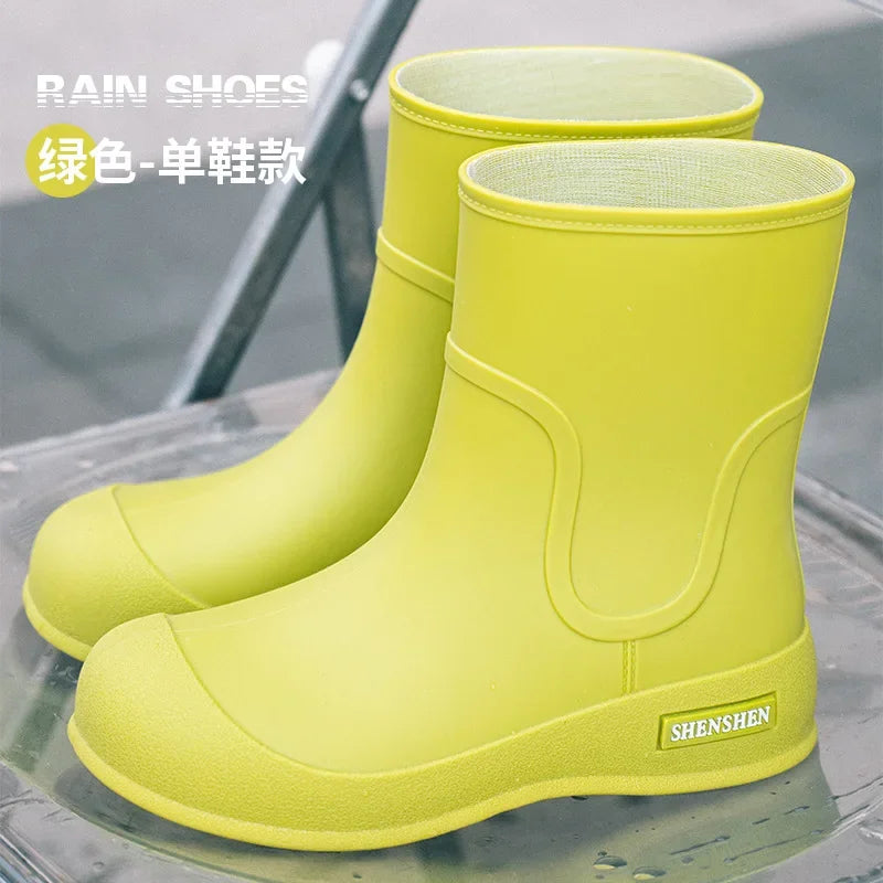 Fashionable women's rain boots for outdoor wear, mid-calf waterproof and anti-slip rubber shoes for kitchen work, water boots