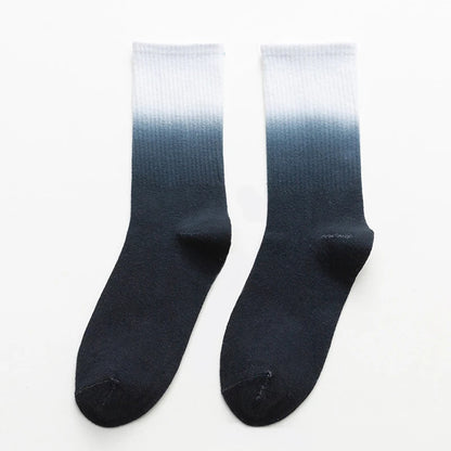 New Tie-Dye Gradient Color Crew Socks Mid-Calf Socks Unisex Fashion Daily Street Skateboard Socks Breathable Couple Sports Socks