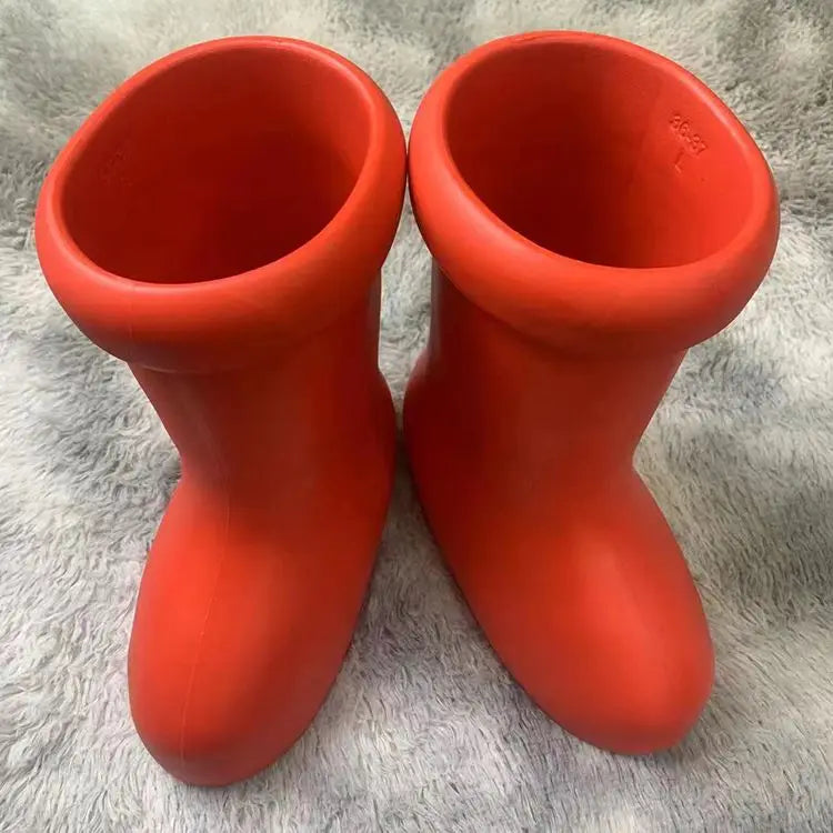 Astro Boy Style Japanese Simple Mid-Calf Rain Boots for Men, Fashionable Waterproof Outdoor Boots, Lightweight and Durable Rubber Shoes