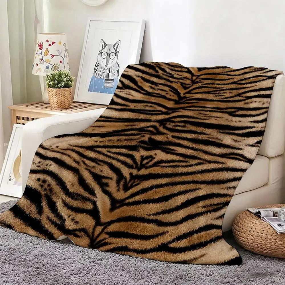 Fashion Animal Print Throw Lightweight 240g Flannel Blanket Soft Skin-friendly for Summer Cooling