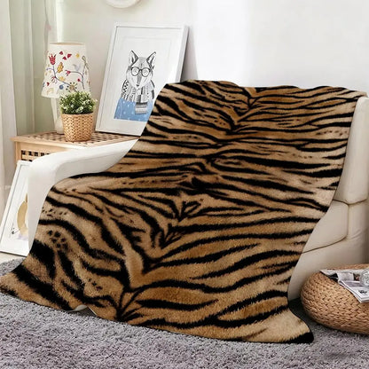 Fashion Animal Print Throw Lightweight 240g Flannel Blanket Soft Skin-friendly for Summer Cooling