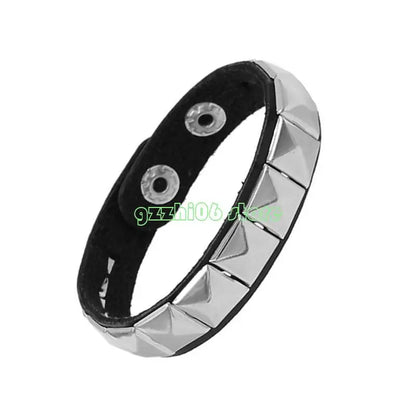 T5UF Stylish Punk Rock Bracelet Square Rivets Punk Wristband Trendy Gothic Jewelry Suitable for Individuality and Comfort