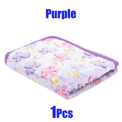 Pet Blanket Cute Dog Paw Print Blanket Pet Mat Warm Comfortable Blanket for Cat Dogs Soft Fluffy Pet Mat Flannel Dog Blanket