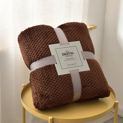 Fluffy Coral Velvet Blanket Flannel Plush Comfortable Thickened and Warm Soft Sofa Throw Blanket for Air-Conditioned Room Luxury