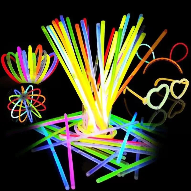 100PCS Party Glow Sticks Glow in the Dark Light Up Sticks Party Favors Glow Decorations Glow Necklaces Bracelets with Connectors