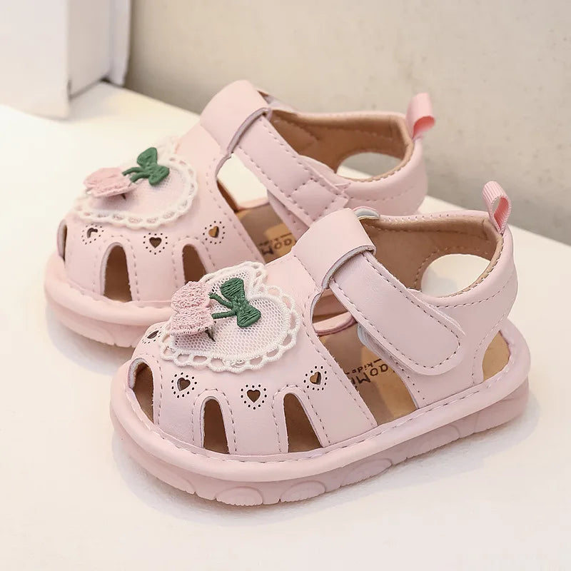 Squeaky Baby Shoes Summer Kids Shoes Baby Boy Shoes Squeakers Anti Slip 0-2 Years Squeaky Sneakers Girl Sandals Toddler Shoes
