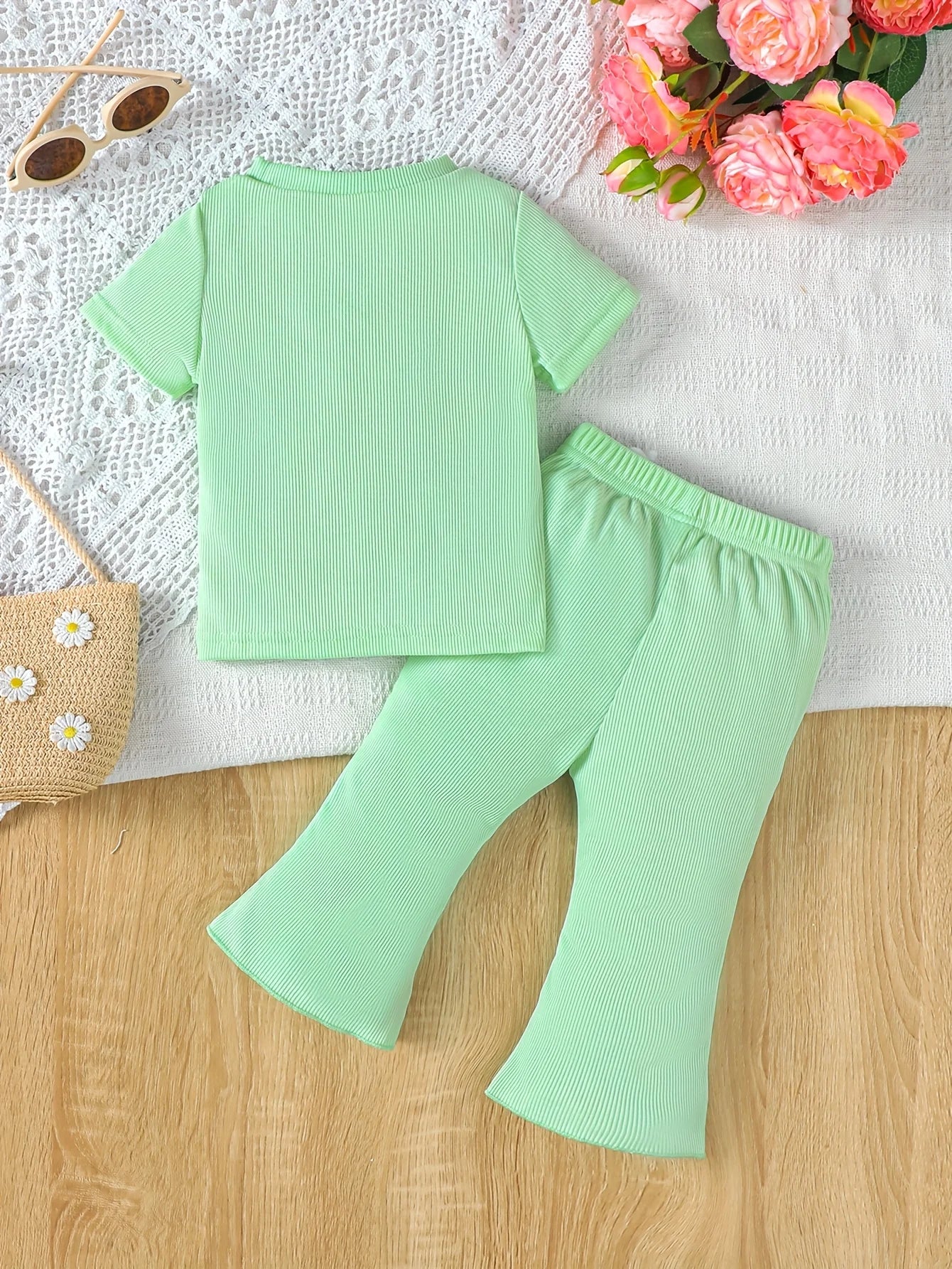 2Pcs Set Baby Girl Casual Pants Suit Summer Children Letter Pattern Printed T-Shirt & Flared Pants for Casual Outdoor Wear