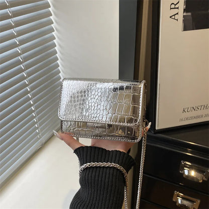Women's Rhombus Chain Small Square Bag 2026 High-End Fashion Shoulder Messenger Mini Bag Versatile Elegant Trendy