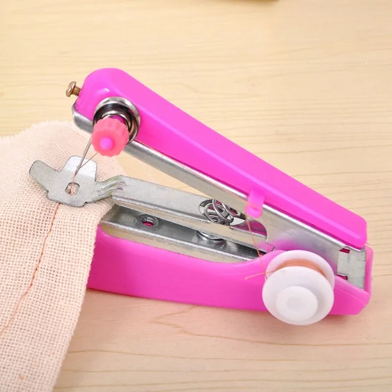 Home handheld portable mini manual sewing machine handheld pocket outdoor travel small sewing machine