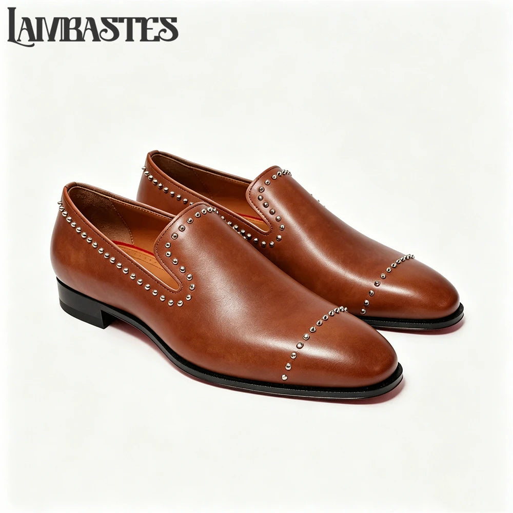 Trimmed Studded Leather Mens Loafers Metal Rivet Slip on Shoes Polished PU Leather Men's Formal Dress Shoes Customizable Colors