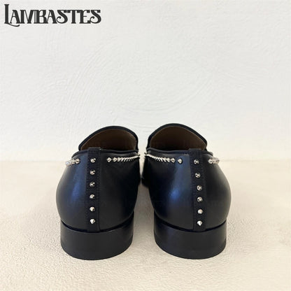 Trimmed Studded Leather Mens Loafers Metal Rivet Slip on Shoes Polished PU Leather Men's Formal Dress Shoes Customizable Colors