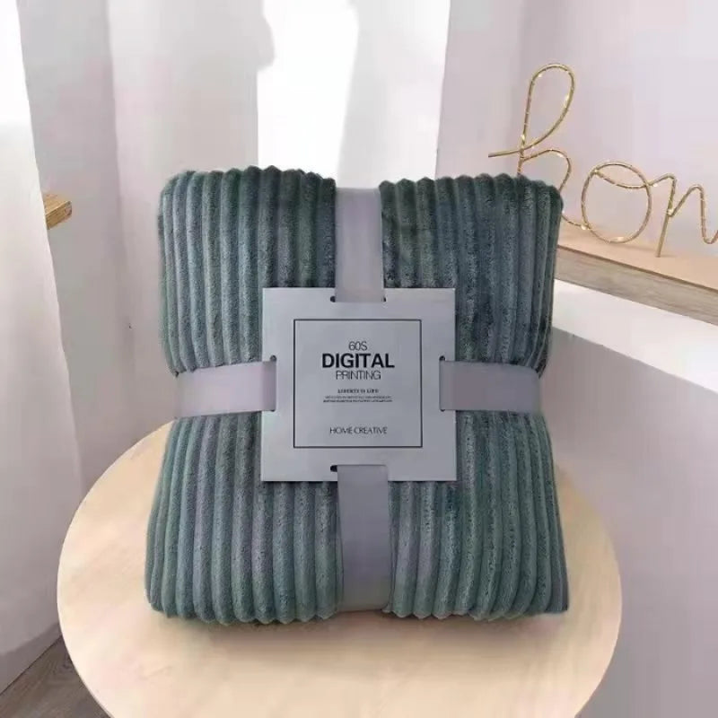 Soft Coral Fleece Blanket On The Sofa Thickened Winter Bed Blanket Warm Stitch Fluffy Bedspread Plaid Sofa, Excluding cardboard