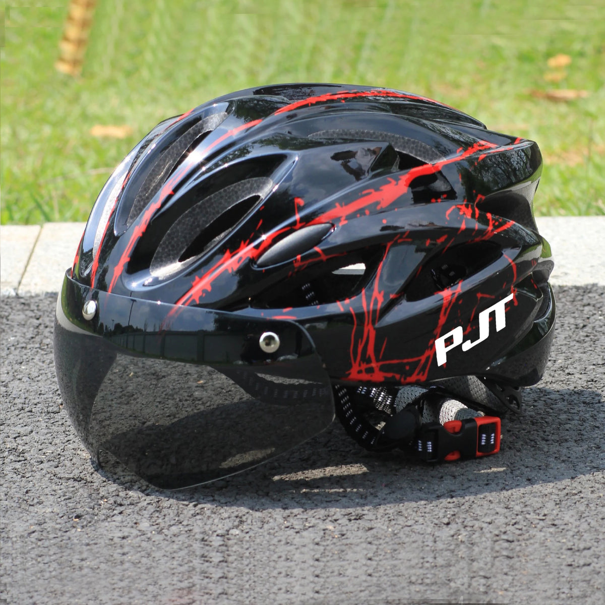 PJT Ultra-Light Magnetic Goggles Bicycle Helmet Lightweight PC Shell & EPS Foam Construction Cycling Helmet MTB Bike Helmet
