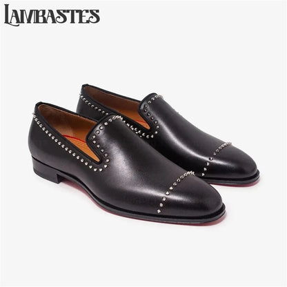 Trimmed Studded Leather Mens Loafers Metal Rivet Slip on Shoes Polished PU Leather Men's Formal Dress Shoes Customizable Colors