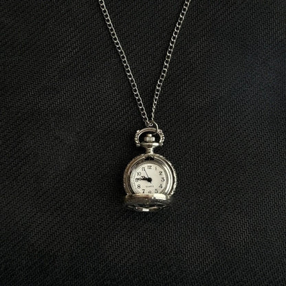 Original Hollow Heart Pocket Watch Chain Keychain Design Steampunk Clock Vintage Necklace Pendant Jewelry Watch Men Women Gift