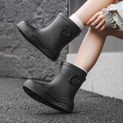 Lightweight rain boots for women, mid tube Japanese rain boots, anti slip, waterproof, wear-resistant thick soled rubber shoes,