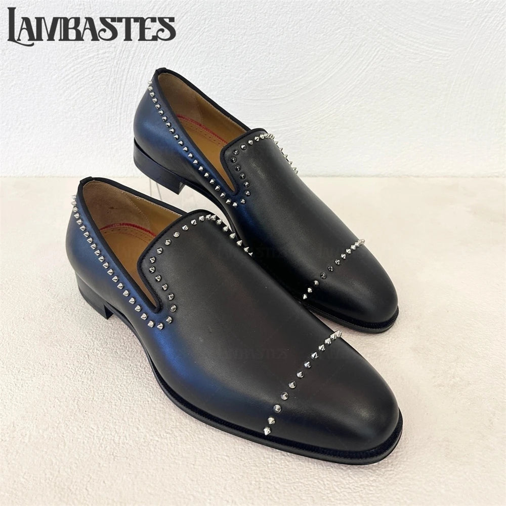 Trimmed Studded Leather Mens Loafers Metal Rivet Slip on Shoes Polished PU Leather Men's Formal Dress Shoes Customizable Colors