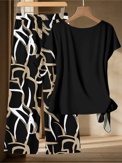 Casual and Elegant Women's Plus Size Premium Black Gold Abstract Print