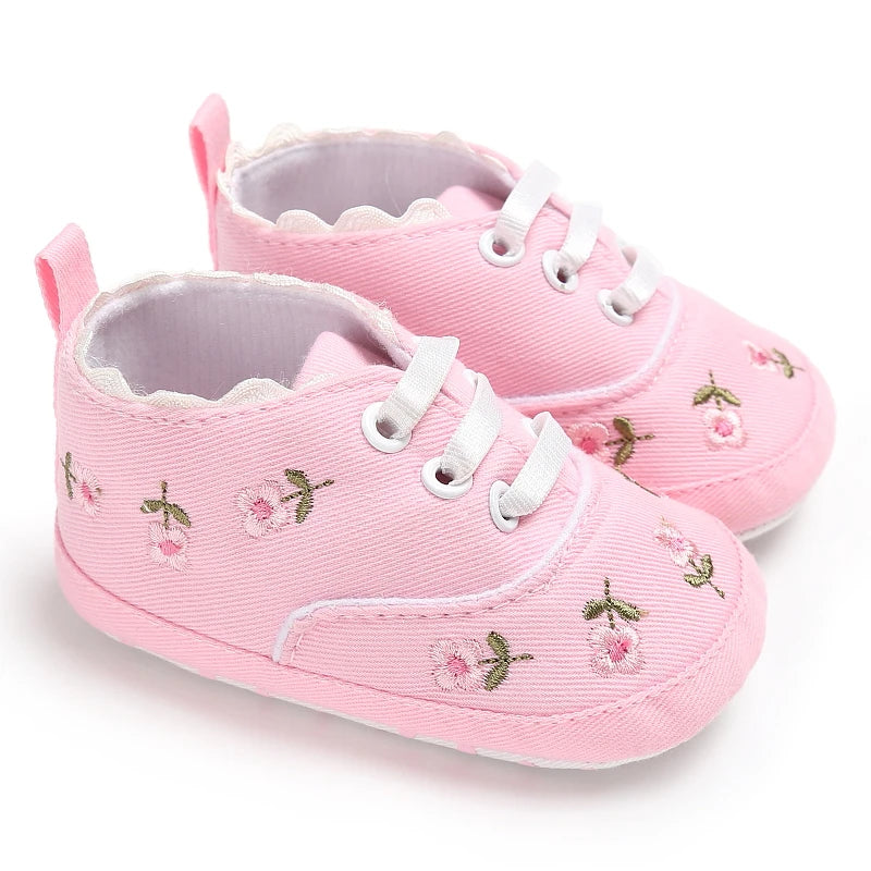 Cute and classic pink themed casual flat shoes for baby girls, soft and comfortable baby walking shoes for 0-18 months