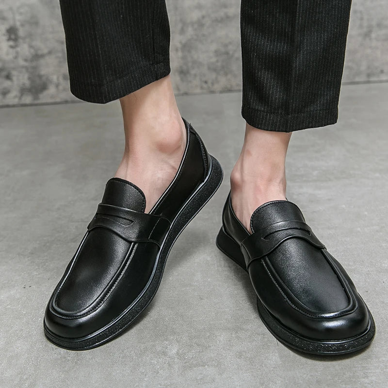 Elegant New Men's Loafers Soft Soles Comfortable Office Business Work Shoes Daily Commuting Men's Driving Shoes Anti Slip