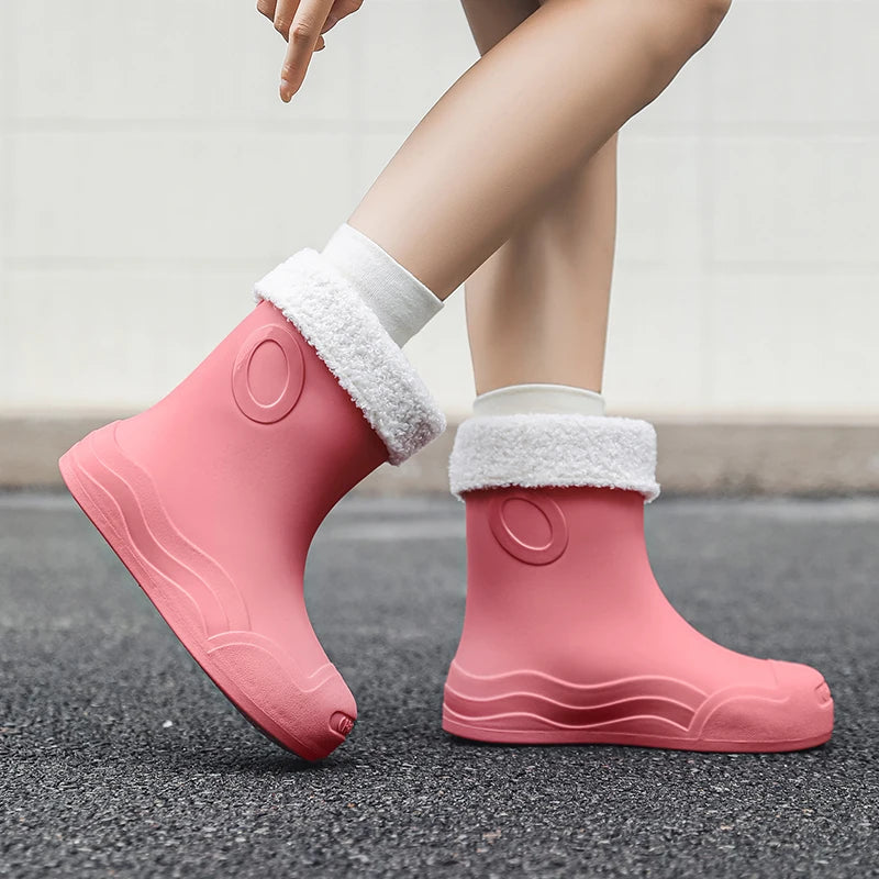 Lightweight rain boots for women, mid tube Japanese rain boots, anti slip, waterproof, wear-resistant thick soled rubber shoes,