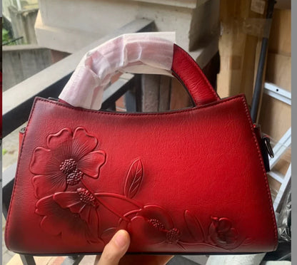 New 2024 Vintage Women's Bag Leather Tote Top Layer Cowhide Crossbody Bag Hand-carved Women's Shoulder