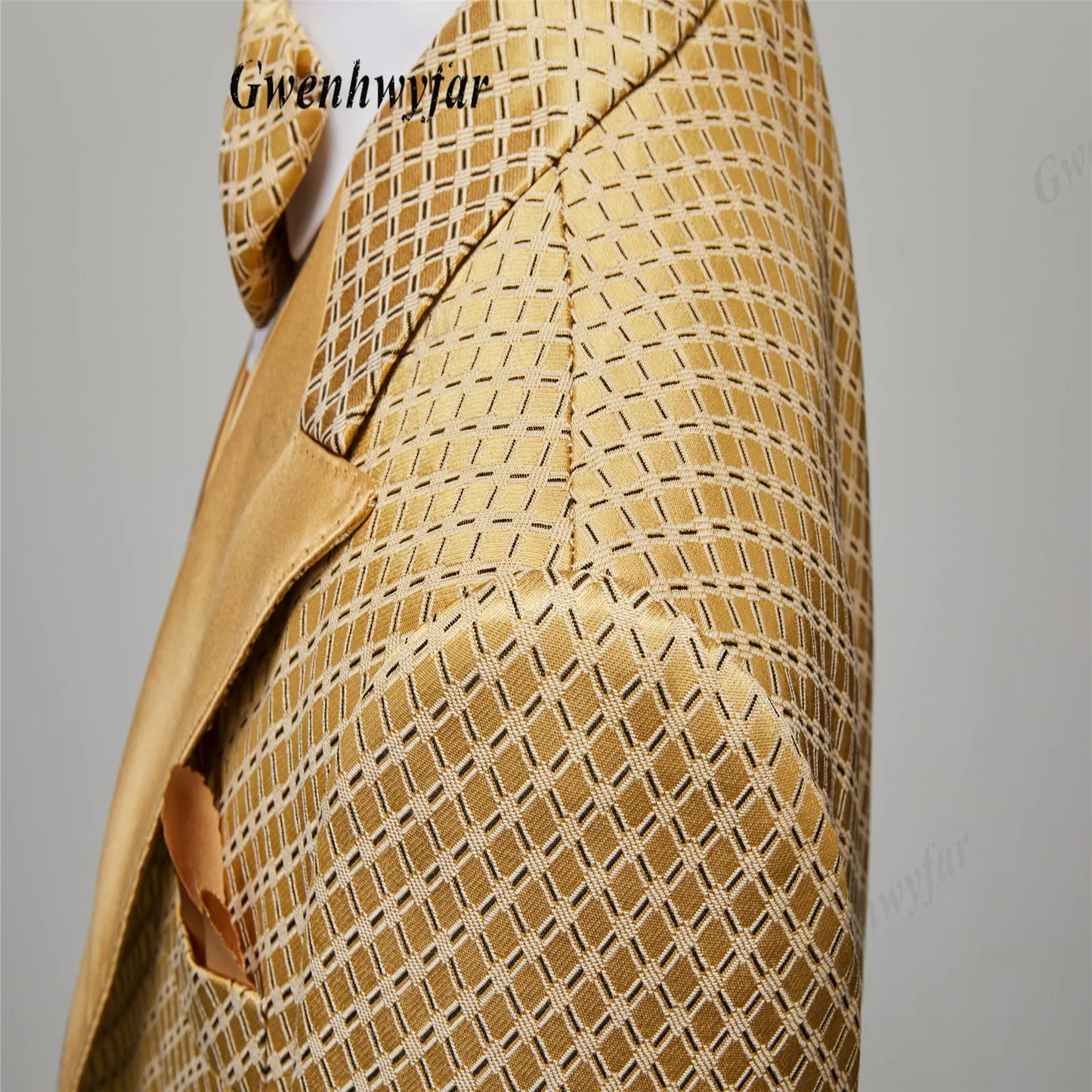 Gwenhwyfar Wheat-gold Patterns Suits of Men 2026 Autumn Party Suits Include Plain Gold Lapel Blazer Patterns Vest Slim Pants