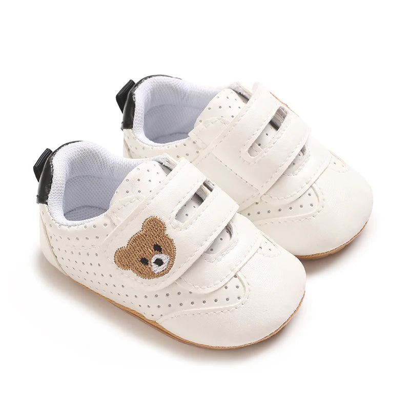 Boys and Girls Panda Sports Shoes in Spring and Autumn Seasons Children's Fashion Sports Tablet Baby Shoes from 0 to 18 Months