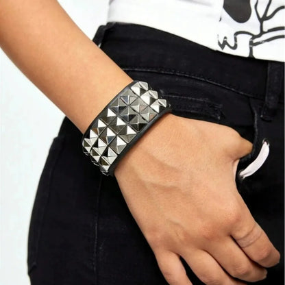 New Punk Nail Bracelet Rivets Casual Couple Bracelet Hip-Hop Gothic Party New Year's Christmas Valentine's Day Birthday Gifts