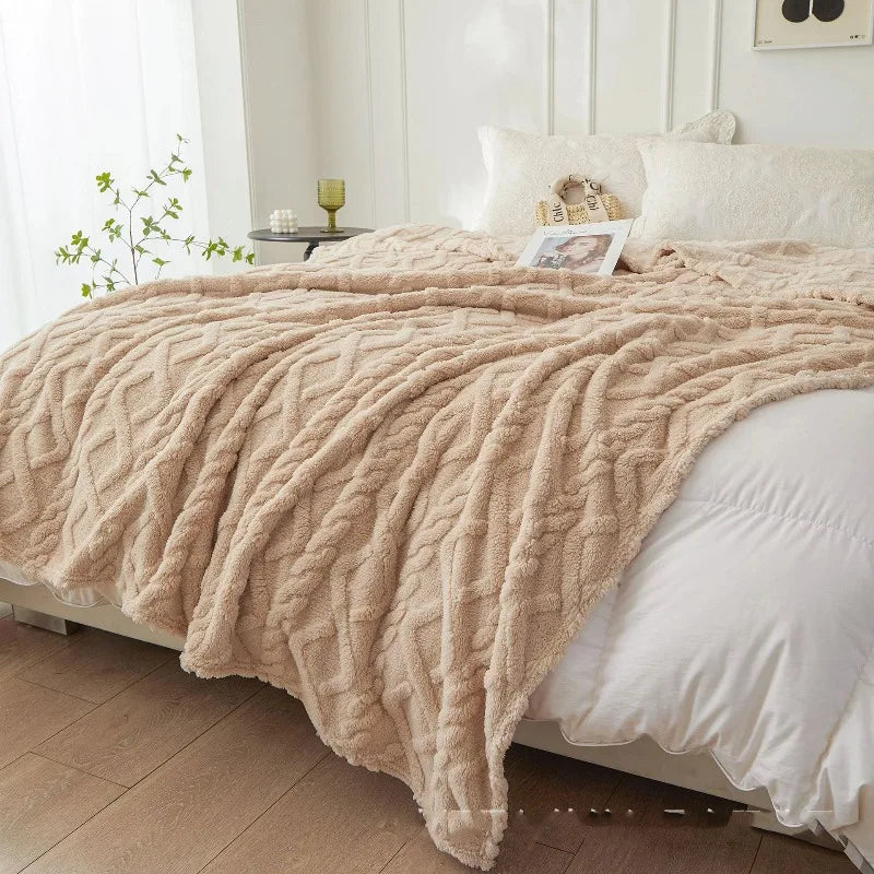 New Winter Coral Fleece Blankets Home Cozy Office Sofa Blanket Warm Nap Throw Blanket Travel Textile Fleece Thick Warm Blankets