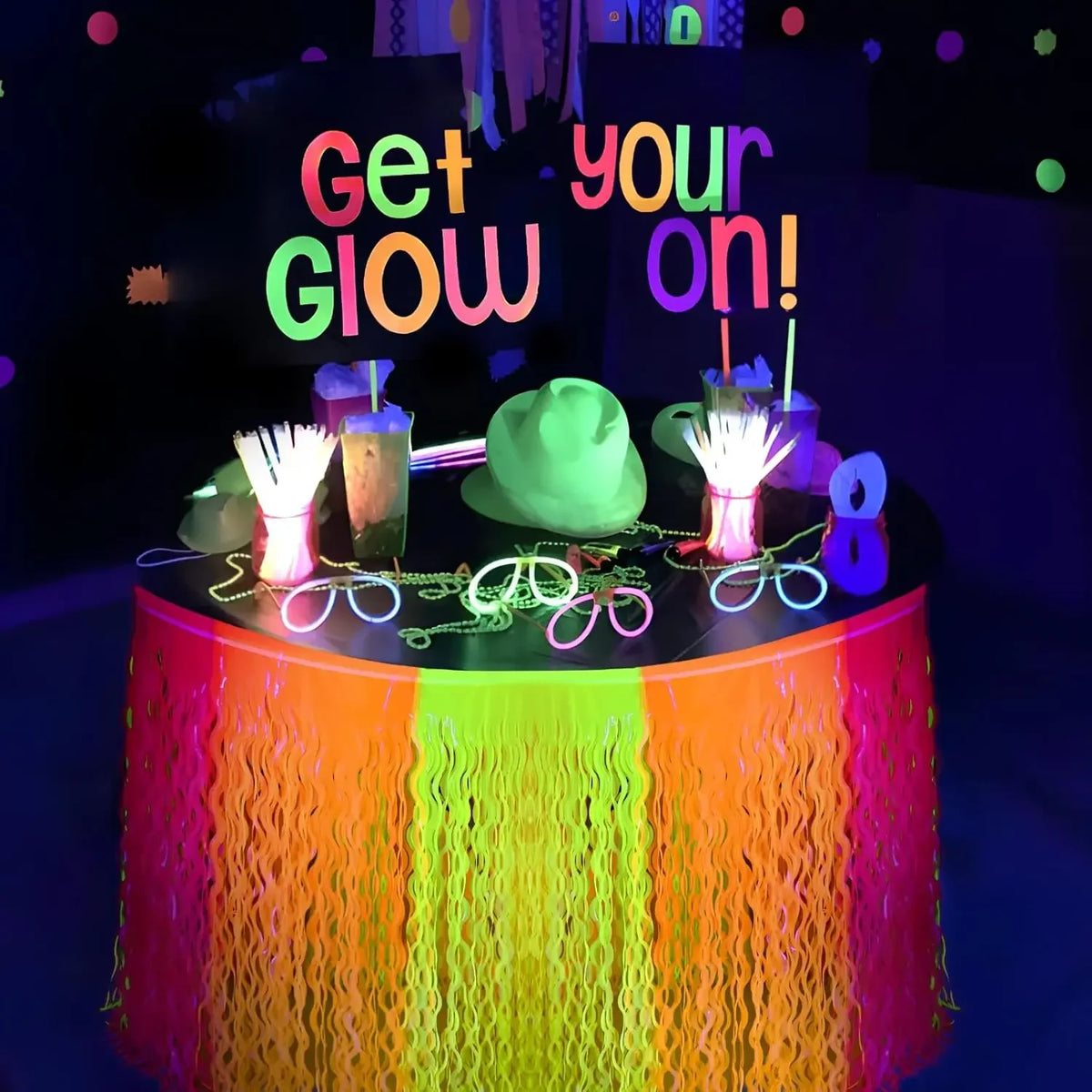 Neon Fluorescent Orange Yellow Fuchsia Wavy Metallic Tinsel Foil Fringe Table Skirts Glow in The Dark Party Supplies Glow Decors