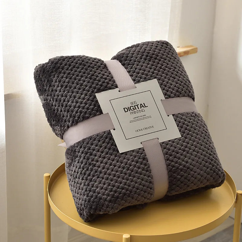 Throw Blanket Throw Size Fuzzy Throw Blanket for Couch Sofa Soft Warm Cozy Furry Decorative Thick Blankets Throws for Bed Couch