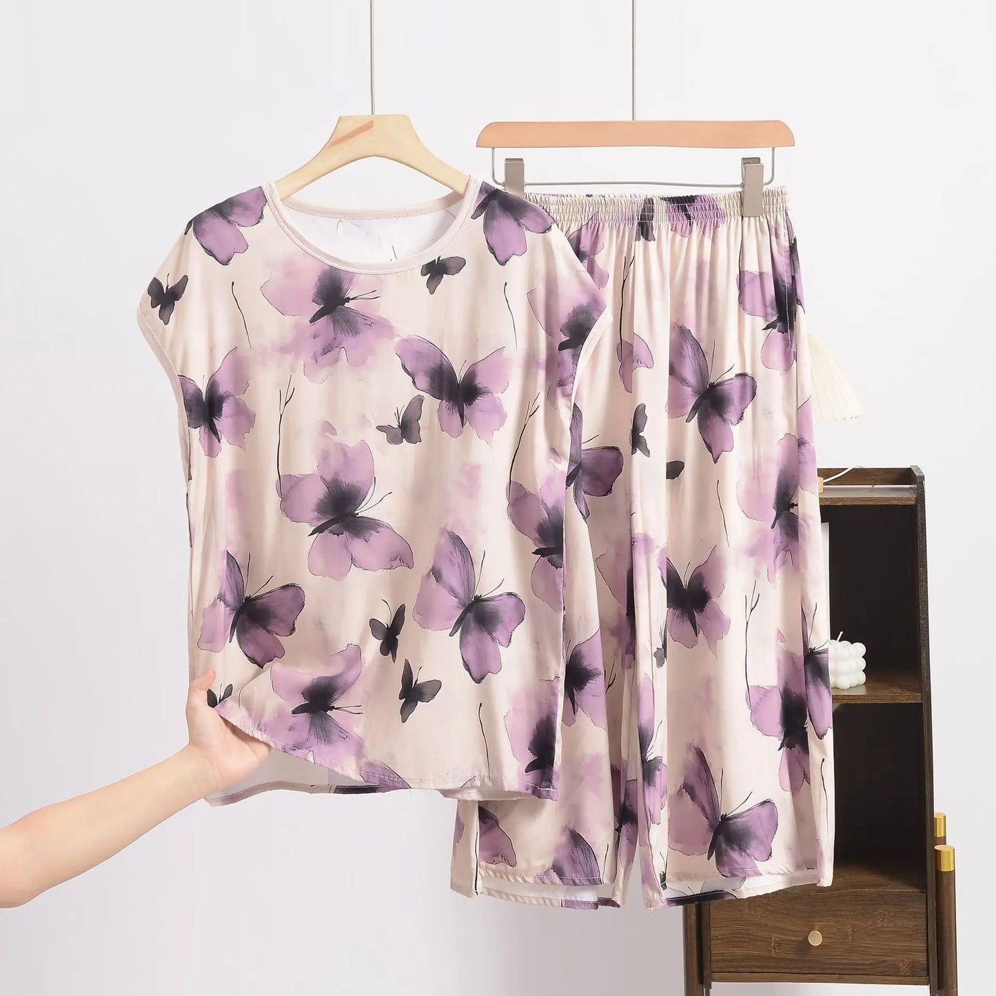 XL to 6XL Plus size Summer Pajamas set short sleeve Tshirt and Capri Pants Floral Print Loose homewear suits comfort sleepwear